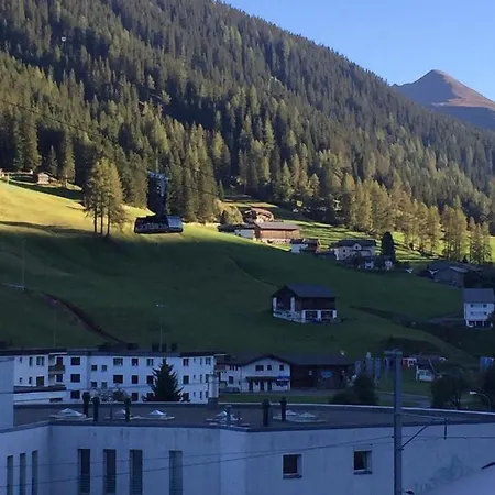 Swiss Alps Apartman *